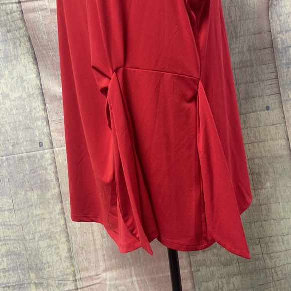 In brand new condition Woman’s Elle top. Size XXL - Picture 11 of 16